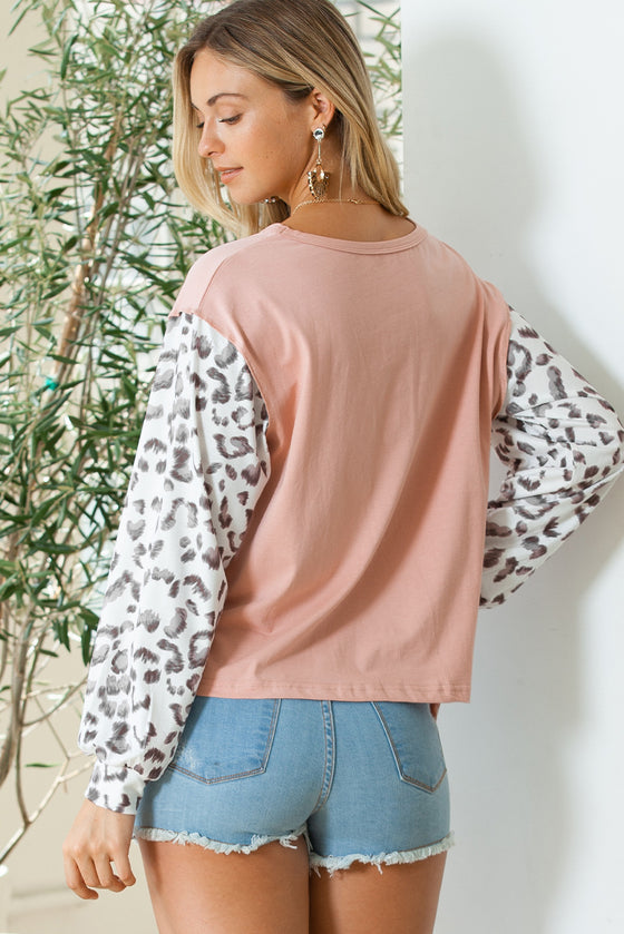 PACK25123582-18-1, Apricot Colorblock Leopard Sleeve Patchwork Top