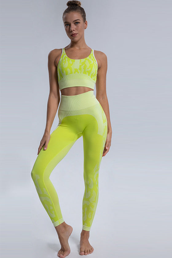 LC2611592-P920-S, LC2611592-P920-M, LC2611592-P920-L, Green Camouflage Print Criss Cross Bra and Leggings Sports Set