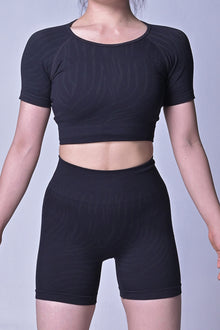  LC2611610-P219-S, LC2611610-P219-M, LC2611610-P219-L, Black Stripe Printed Cropped Top and Shorts Yoga Set