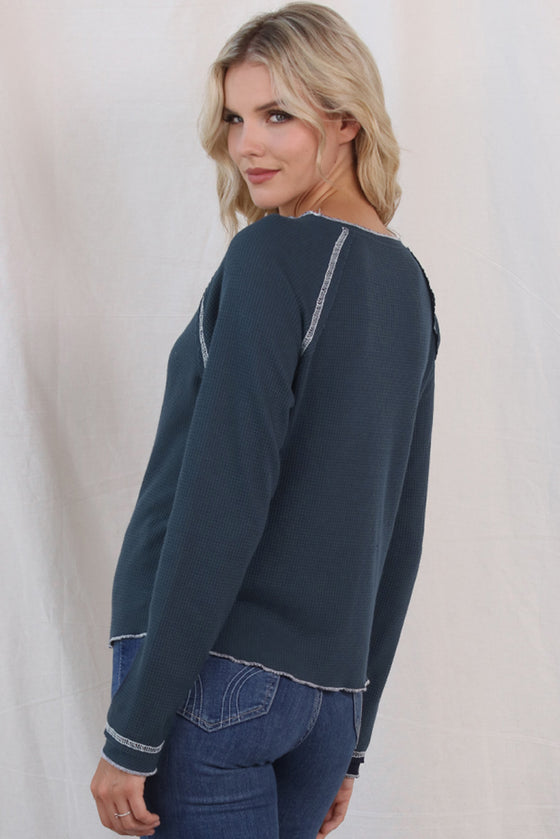 BLUE TEXTURED ROUND NECK LONG SLEEVE TOP