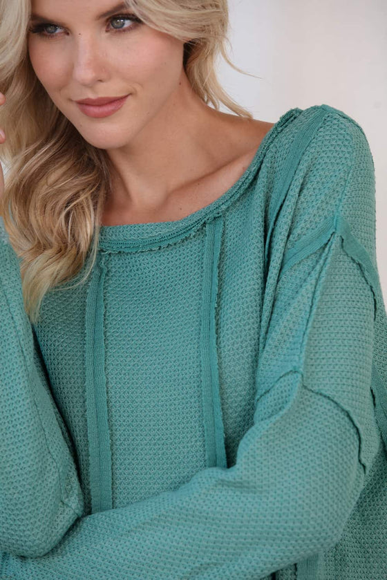 GREEN EXPOSED SEAM WAFFLE KNIT LOOSE TOP