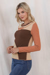 BROWN EXPOSE SEAM COLOR BLOCK RIBBED KNIT TOP