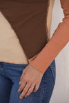 BROWN EXPOSE SEAM COLOR BLOCK RIBBED KNIT TOP